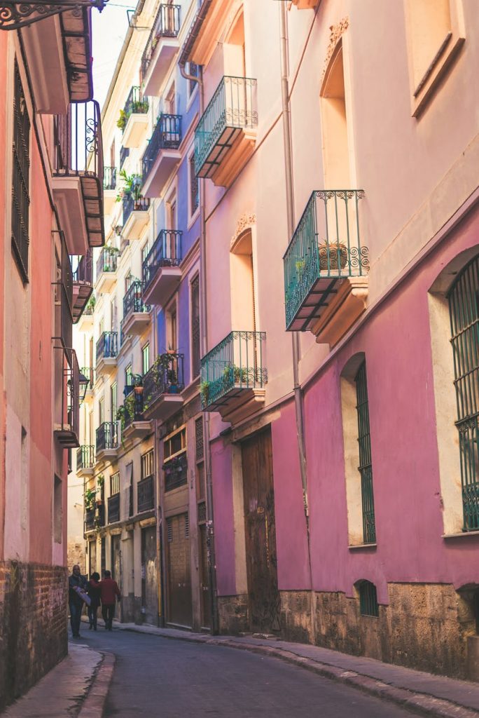 STUDIEREN IM AUSLAND: WARUM ALS STUDENT IN VALENCIA LEBEN?